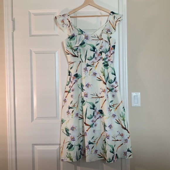 J by J.O.A. Floral Knee length A line Dress with Ruffled sleeves - Picture 2 of 10